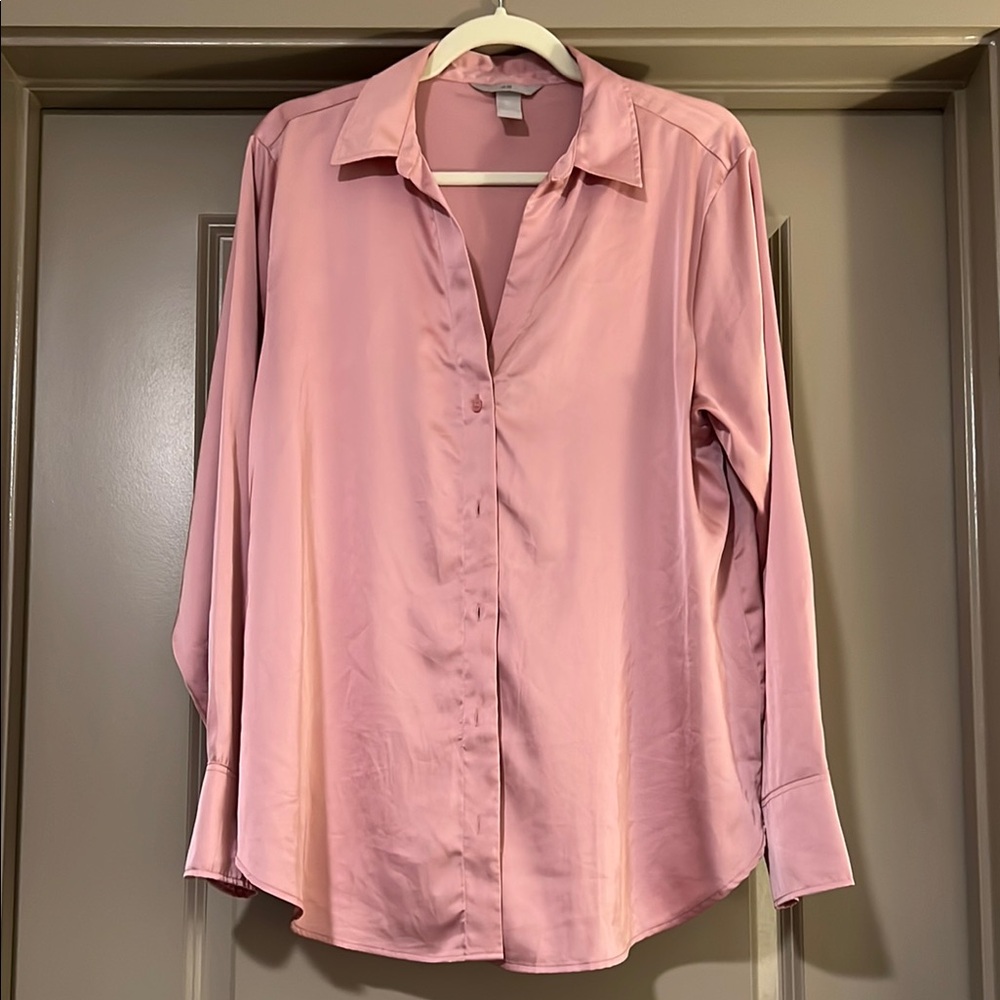 H&M Pink Long Sleeve Button Down Shirt